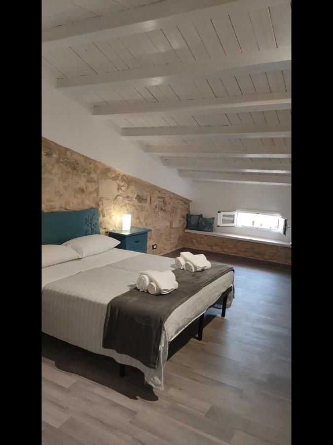 ラグーザ La Carraia Bed & Breakfast エクステリア 写真
