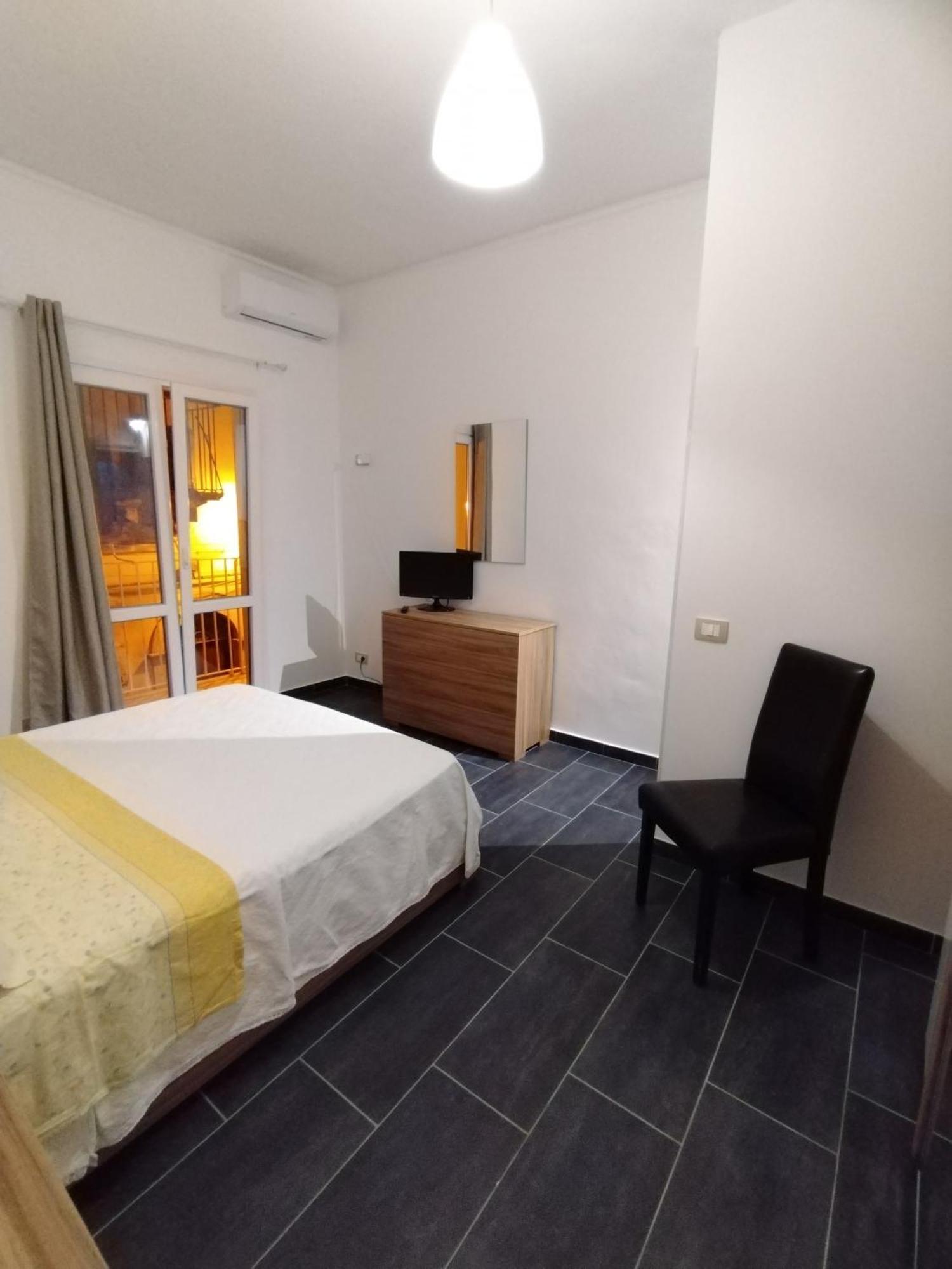 ラグーザ La Carraia Bed & Breakfast エクステリア 写真