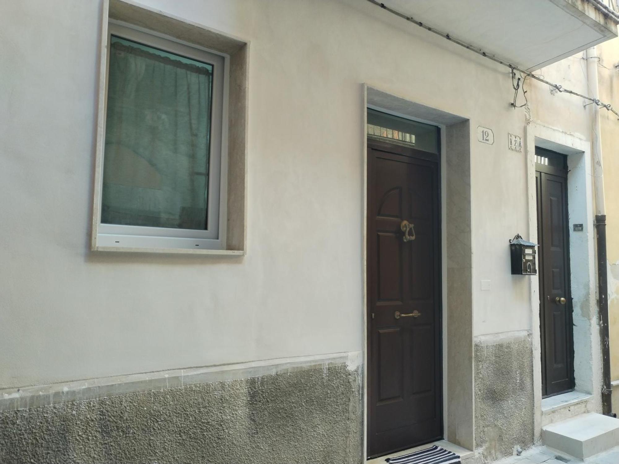 ラグーザ La Carraia Bed & Breakfast エクステリア 写真